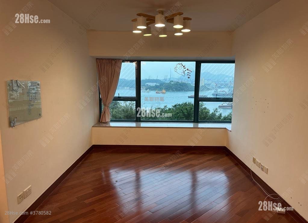 The Long Beach Sell 3 Bedrooms , 1 Bathroom 816 ft²