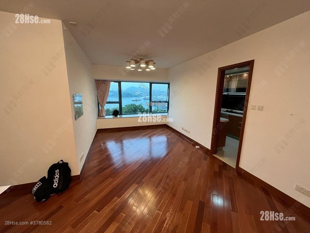 The Long Beach Sell 3 Bedrooms , 1 Bathroom 816 ft²