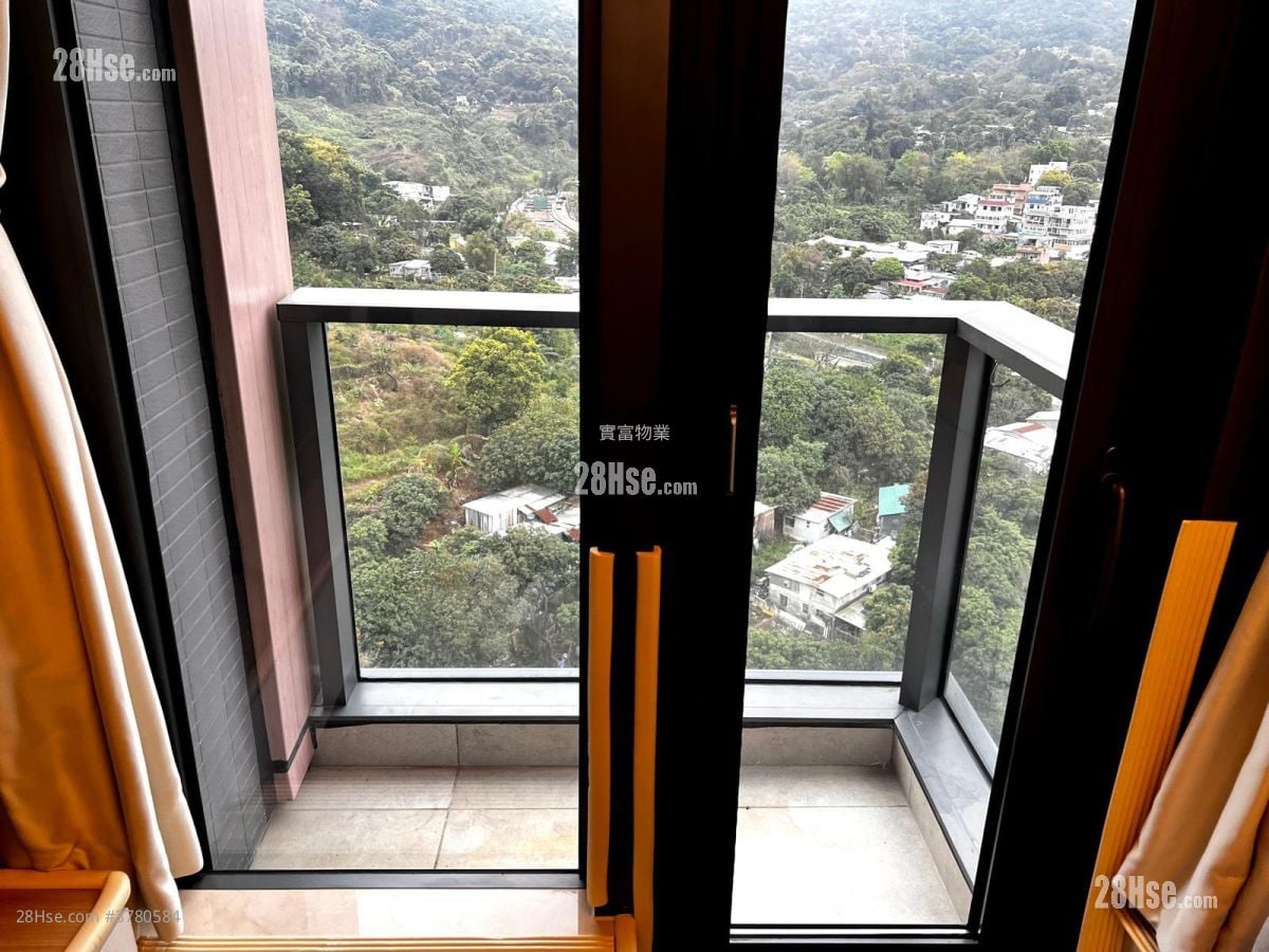 The Regent Rental 2 Bedrooms , 1 Bathroom 529 ft²