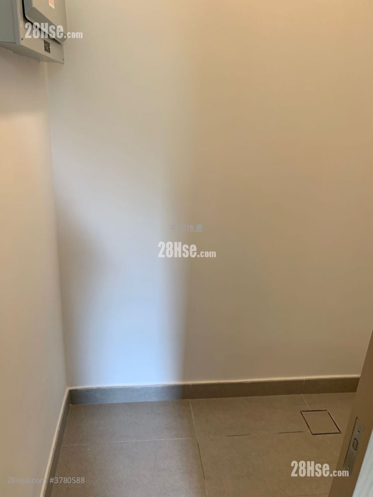 港岛南岸 售盘 2 房 680 平方尺