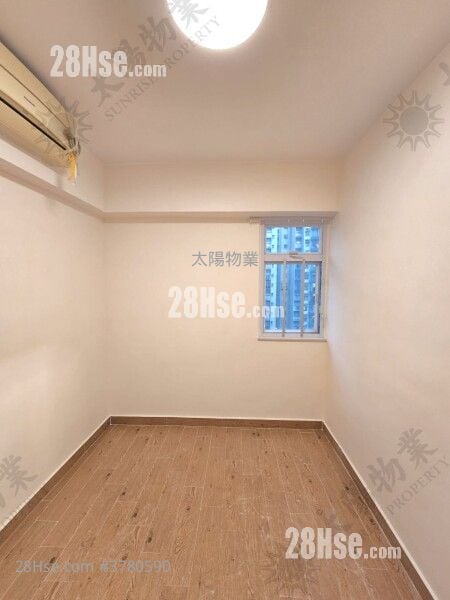 Whampoa Estate Sell 3 Bedrooms 490 ft²