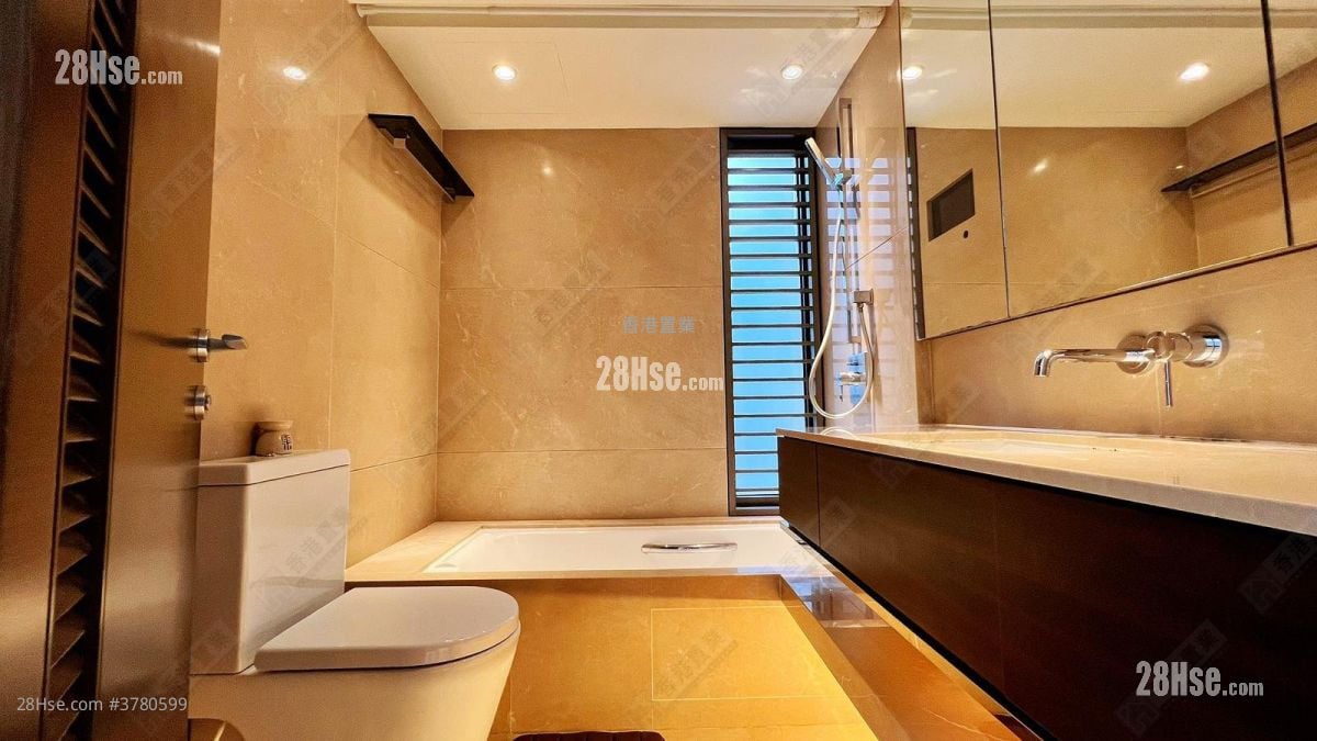 Regent Hill Sell 2 Bedrooms , 1 Bathroom 534 ft²