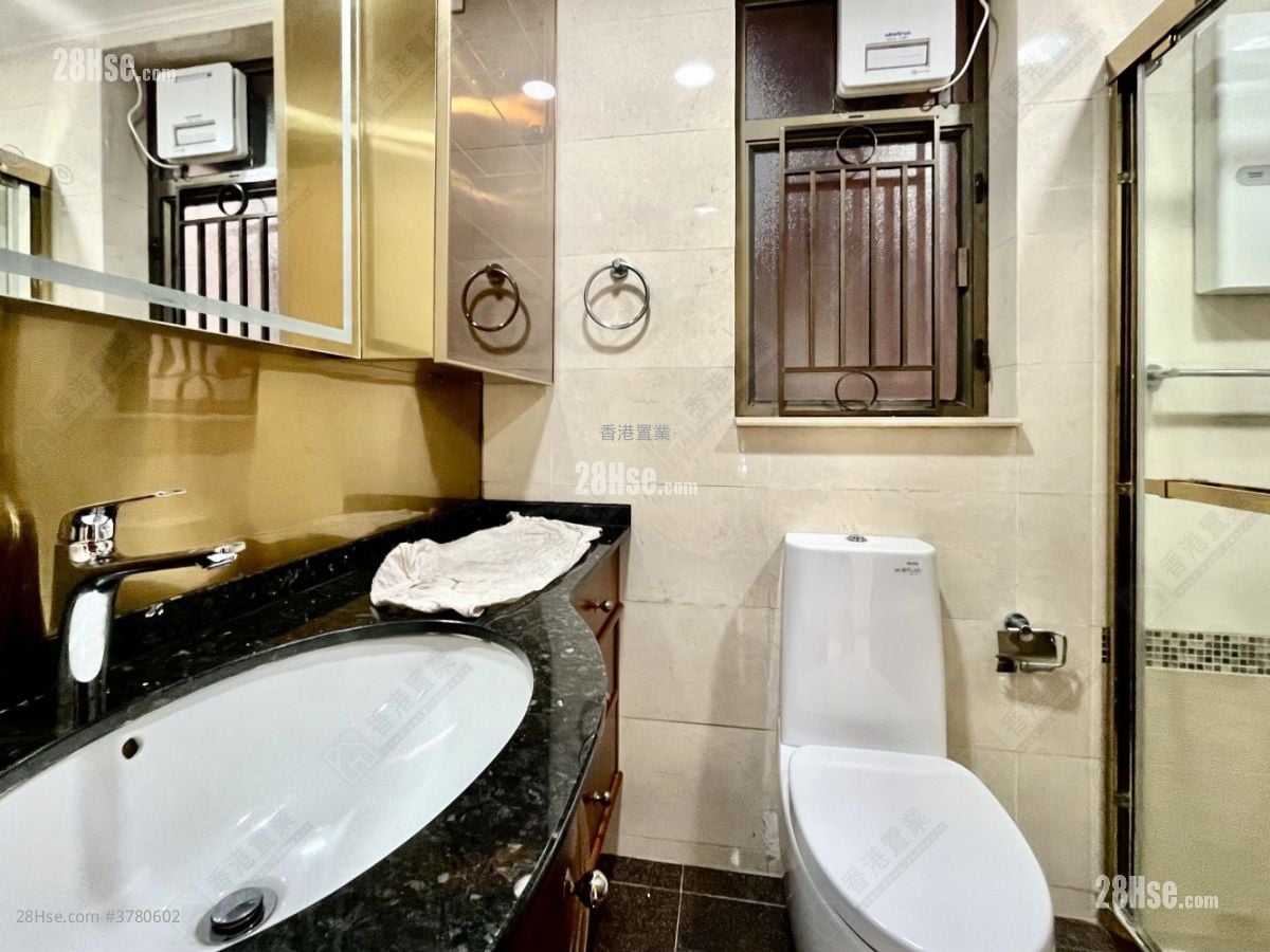 The Belcher's Sell 3 Bedrooms , 3 Bathrooms 1,057 ft²