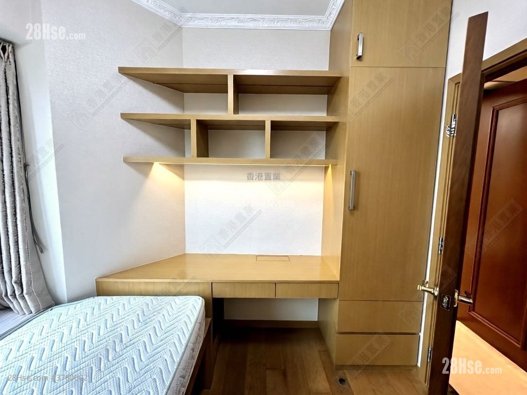 The Belcher's Sell 3 Bedrooms , 3 Bathrooms 1,057 ft²