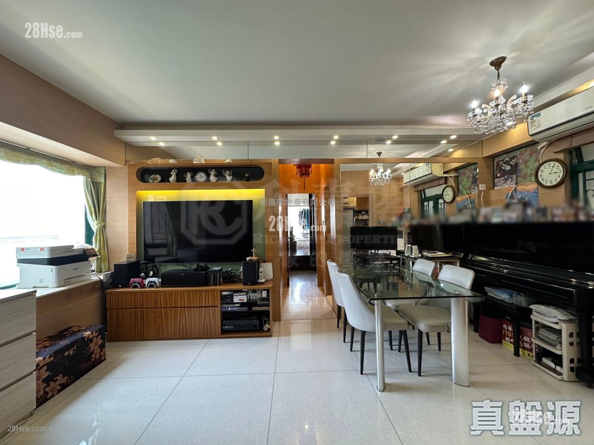 Ravana Garden Sell 3 Bedrooms 645 ft²