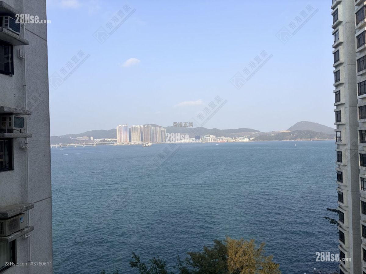 Heng Fa Chuen Sell 3 Bedrooms , 2 Bathrooms 643 ft²