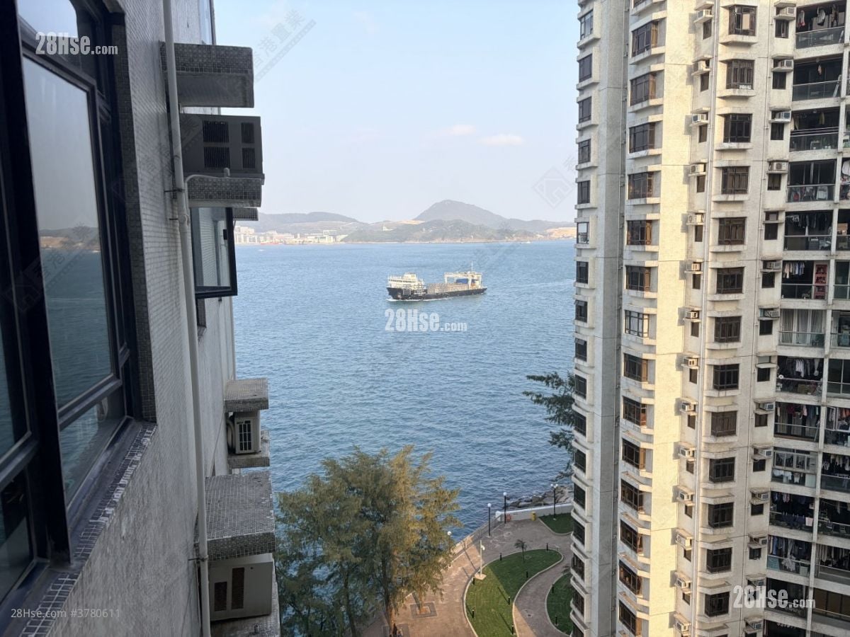 Heng Fa Chuen Sell 3 Bedrooms , 2 Bathrooms 643 ft²