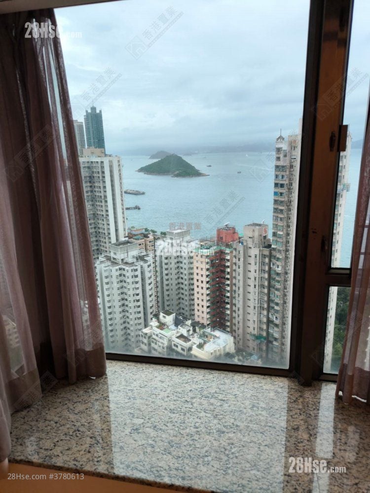 The Belcher's Sell 4 Bedrooms , 4 Bathrooms 1,420 ft²