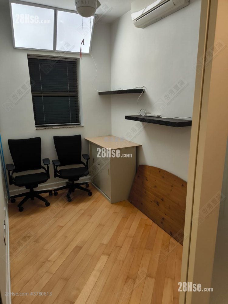 The Belcher's Sell 4 Bedrooms , 4 Bathrooms 1,420 ft²