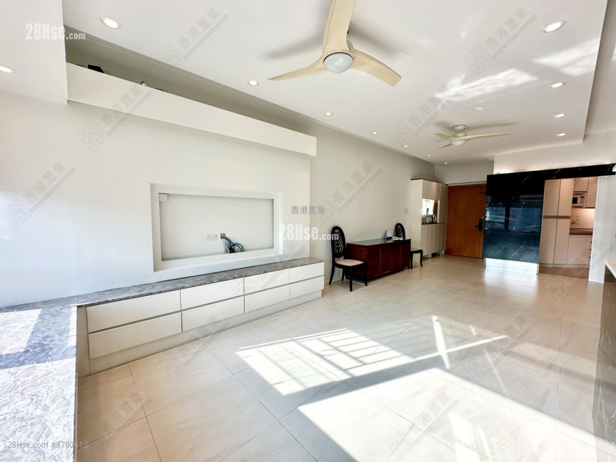 The Belcher's Sell 4 Bedrooms , 4 Bathrooms 1,420 ft²