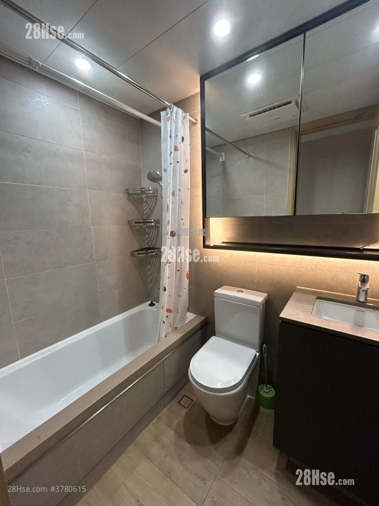 Lp6 Sell 2 Bedrooms , 1 Bathroom 484 ft²