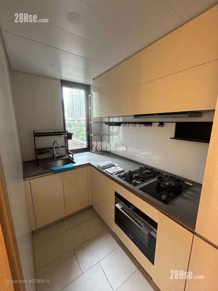 Lp6 Sell 2 Bedrooms , 1 Bathroom 484 ft²