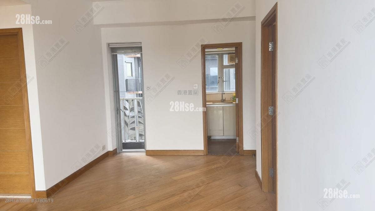 The Java 售盘 3 房 , 2 浴室 690 平方尺