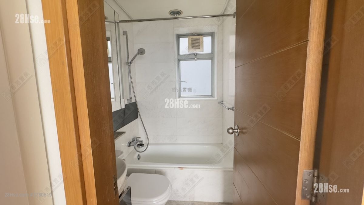 The Java 售盘 3 房 , 2 浴室 690 平方尺