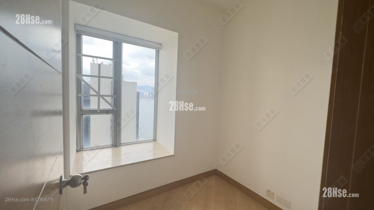 The Java 售盘 3 房 , 2 浴室 690 平方尺