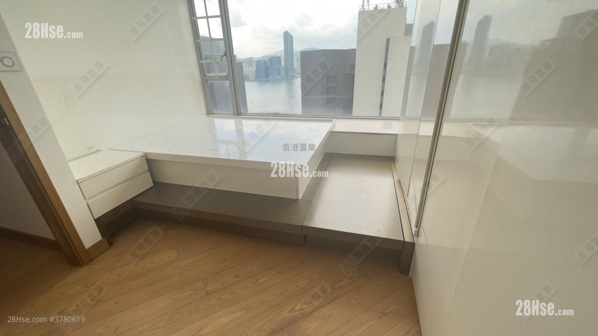 The Java 售盘 3 房 , 2 浴室 690 平方尺