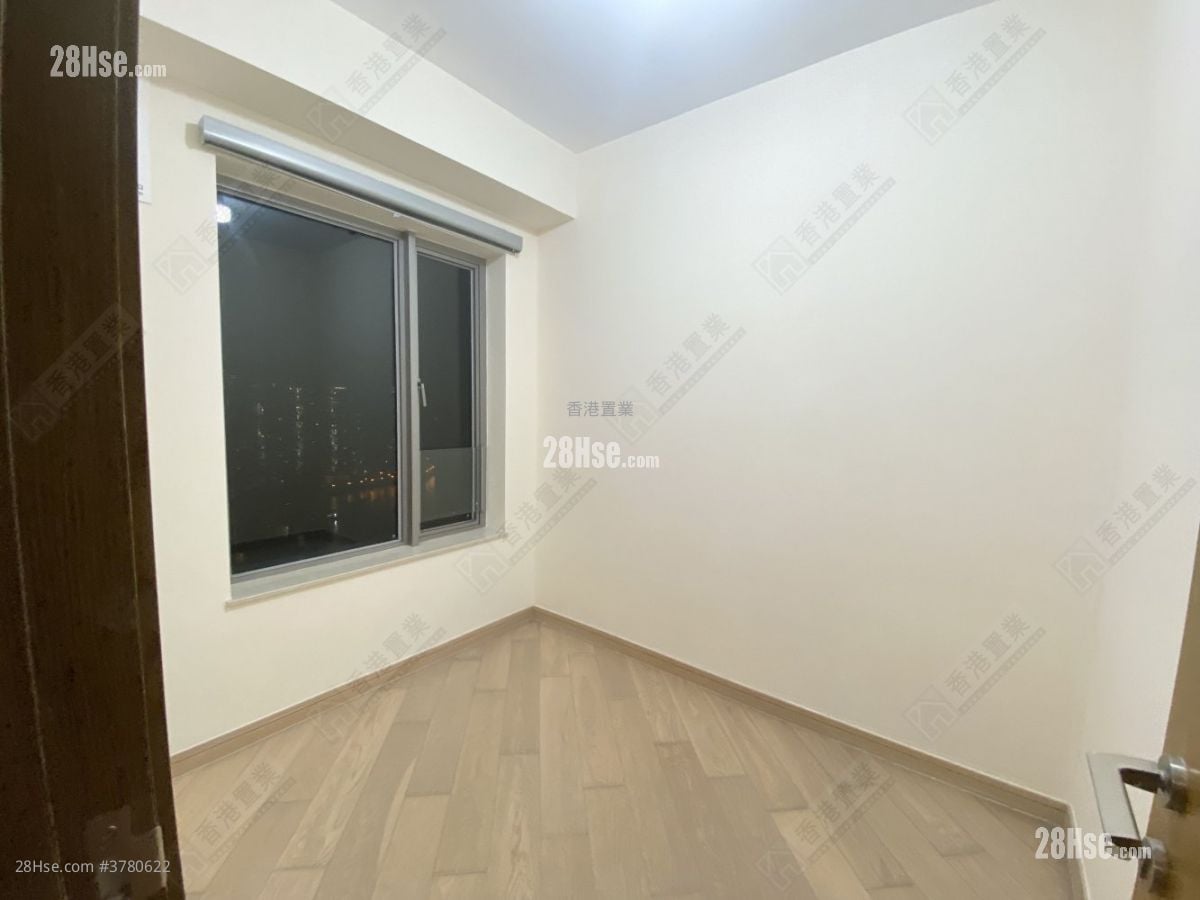 South Coast Sell 1 Bedroom , 1 Bathroom 254 ft²