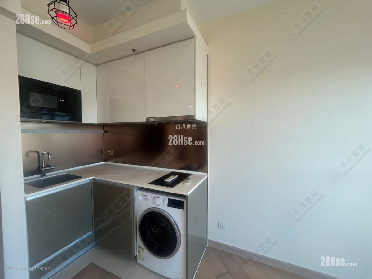 South Coast Sell 1 Bedroom , 1 Bathroom 254 ft²