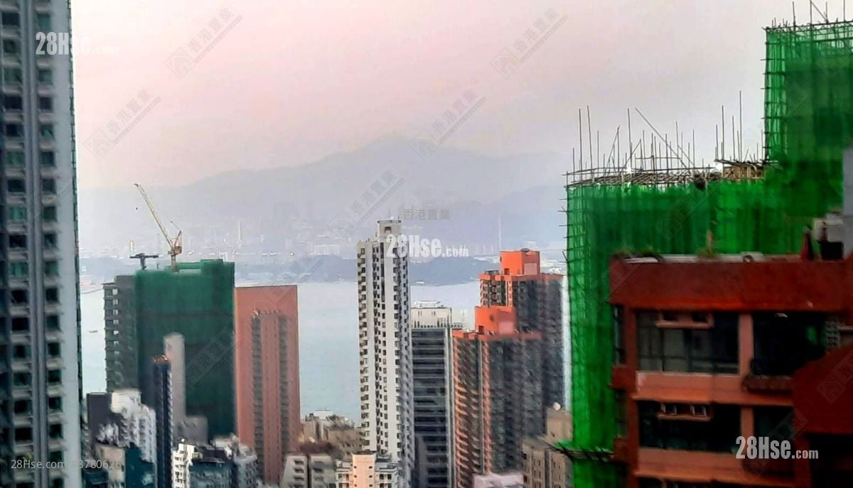 Primrose Court Sell 3 Bedrooms , 2 Bathrooms 659 ft²