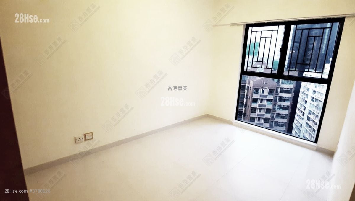 Primrose Court Sell 3 Bedrooms , 2 Bathrooms 659 ft²