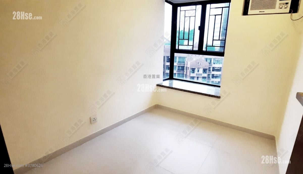 Primrose Court Sell 3 Bedrooms , 2 Bathrooms 659 ft²