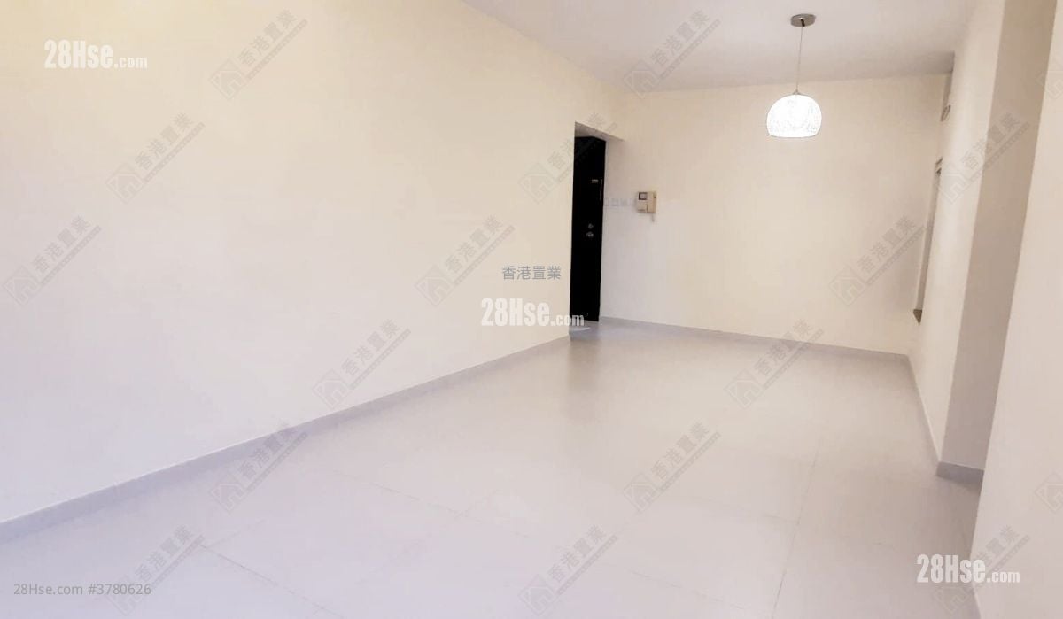 Primrose Court Sell 3 Bedrooms , 2 Bathrooms 659 ft²