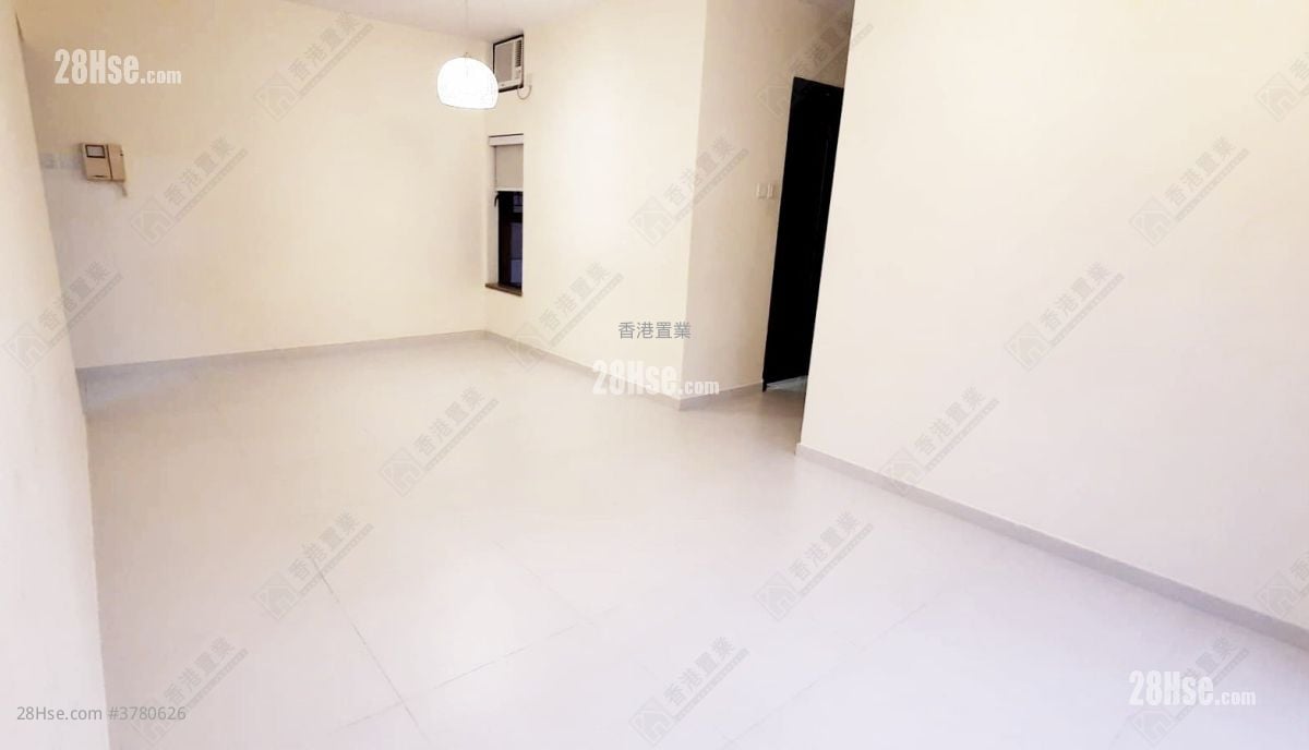 Primrose Court Sell 3 Bedrooms , 2 Bathrooms 659 ft²