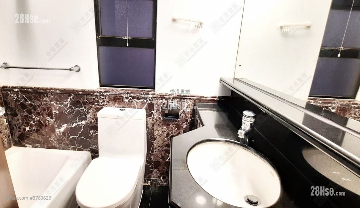 Primrose Court Sell 3 Bedrooms , 2 Bathrooms 659 ft²