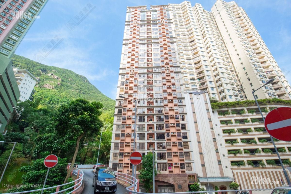 Primrose Court Sell 3 Bedrooms , 2 Bathrooms 659 ft²