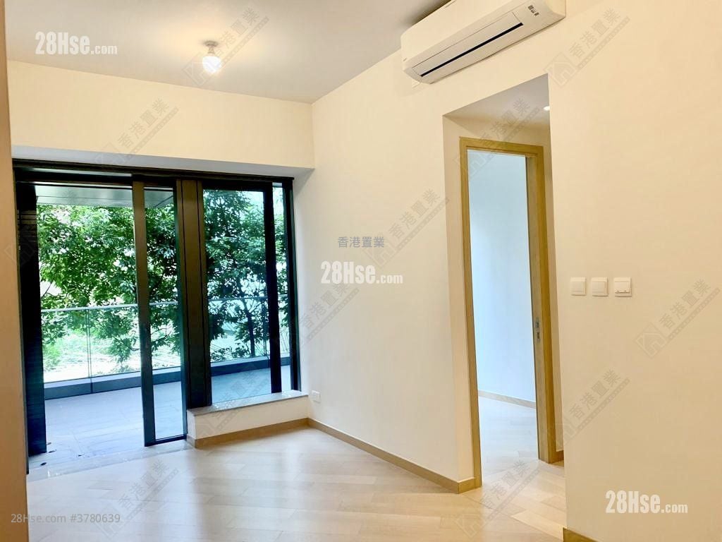 Novum West Sell 2 Bedrooms , 1 Bathroom 503 ft²