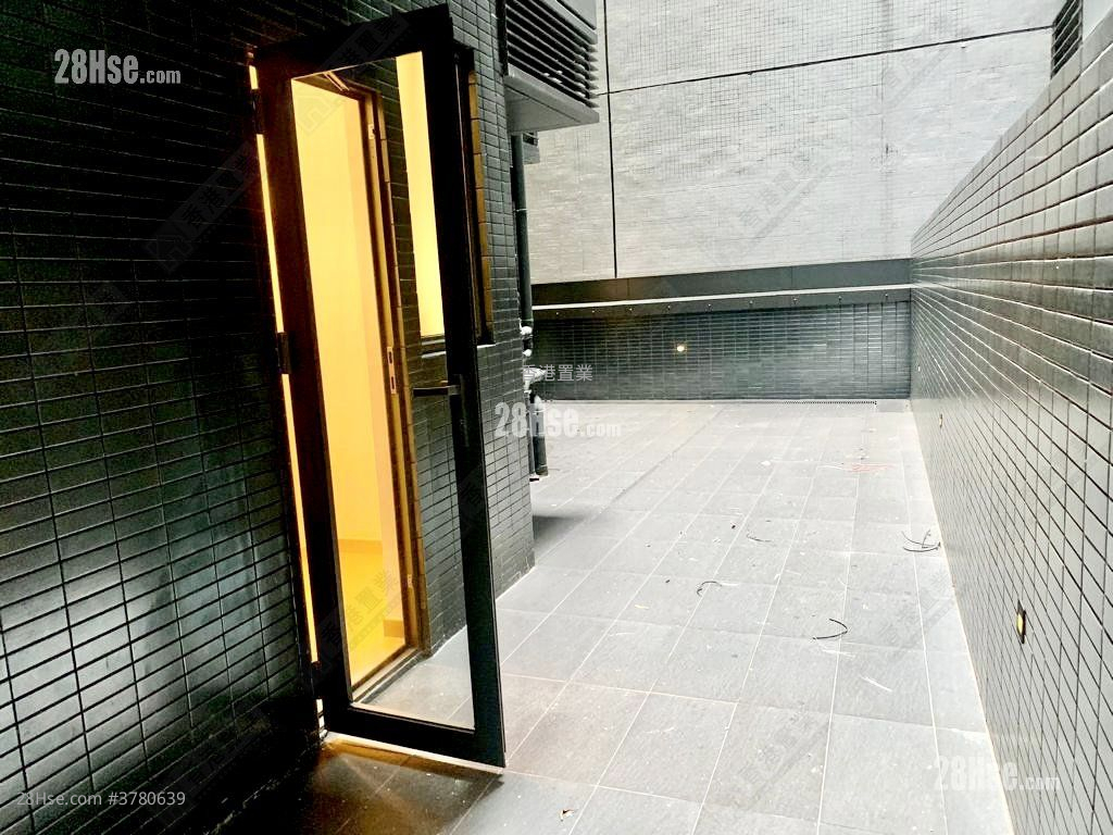 Novum West Sell 2 Bedrooms , 1 Bathroom 503 ft²