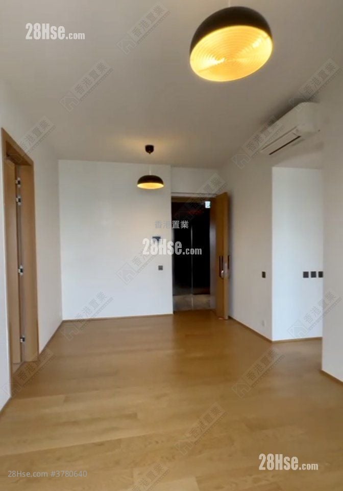 殷然 售盘 2 房 , 1 浴室 588 平方尺