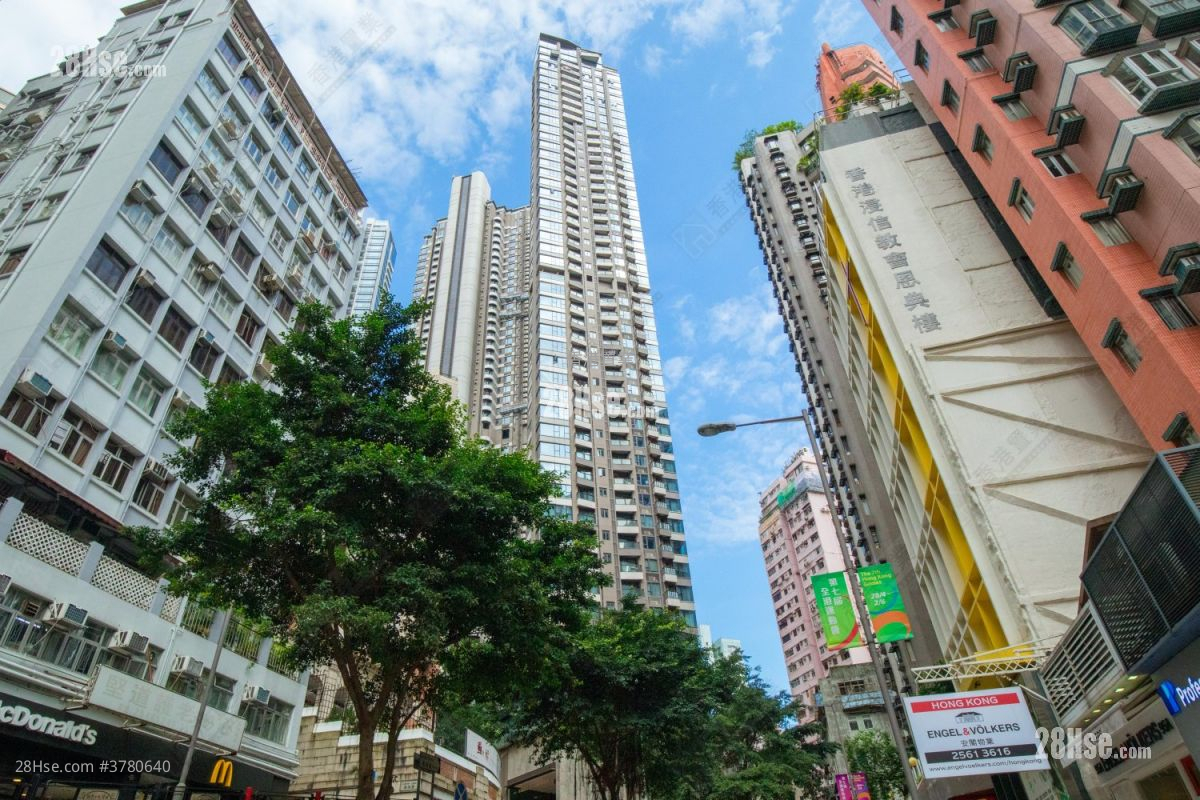 殷然 售盘 2 房 , 1 浴室 588 平方尺