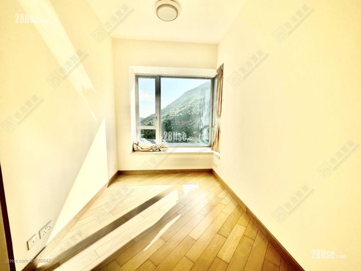 南湾 售盘 3 房 , 2 浴室 784 平方尺