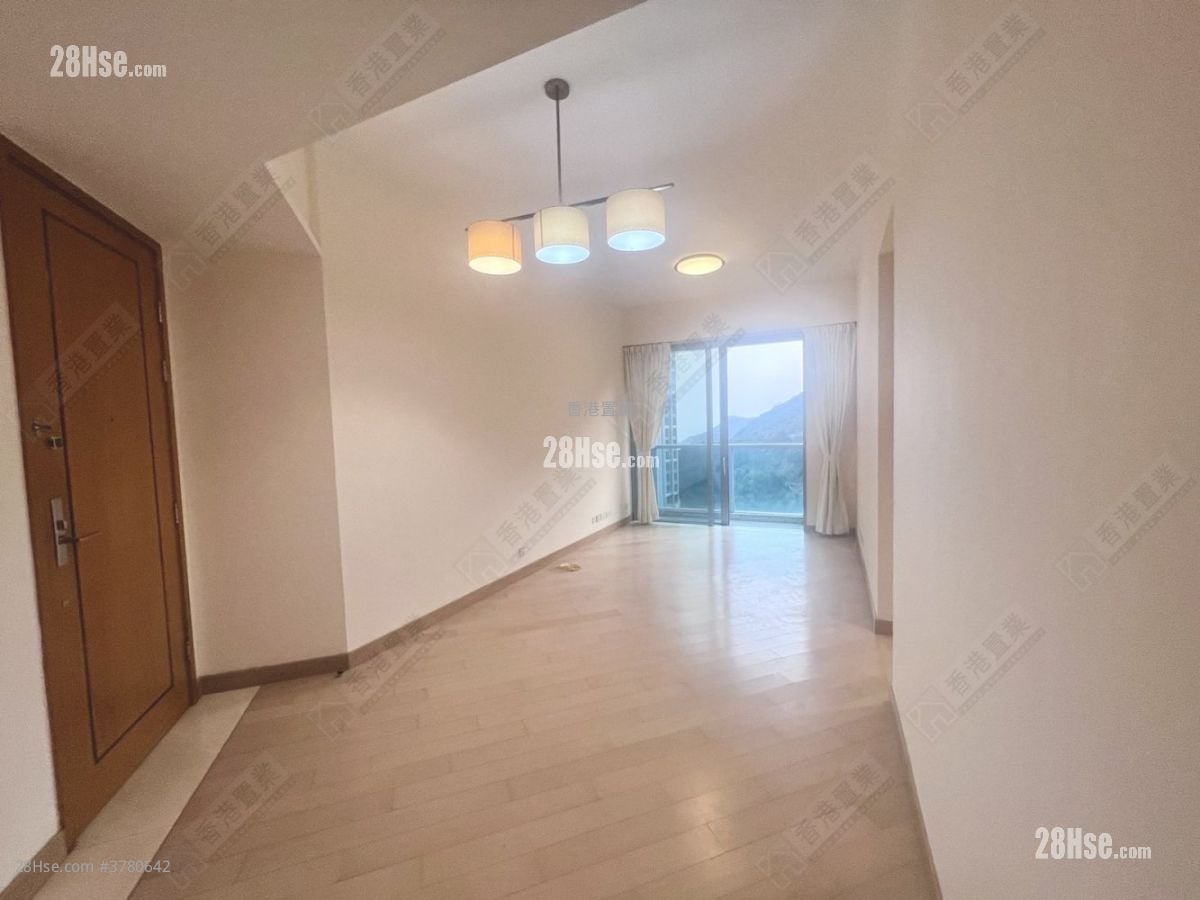 南湾 售盘 3 房 , 2 浴室 784 平方尺