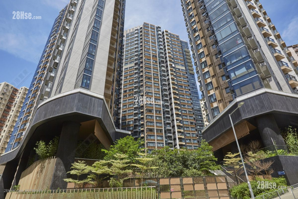 Fleur Pavilia Sell 3 Bedrooms , 3 Bathrooms 879 ft²