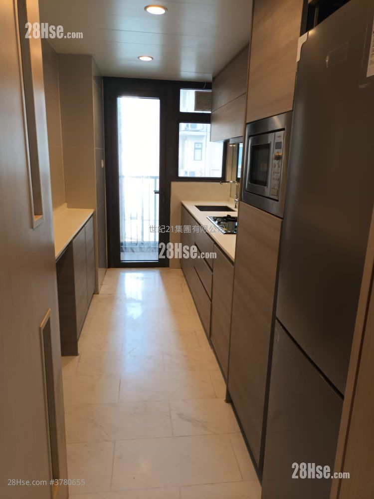 The Visionary Sell 2 Bedrooms , 1 Bathroom 703 ft²