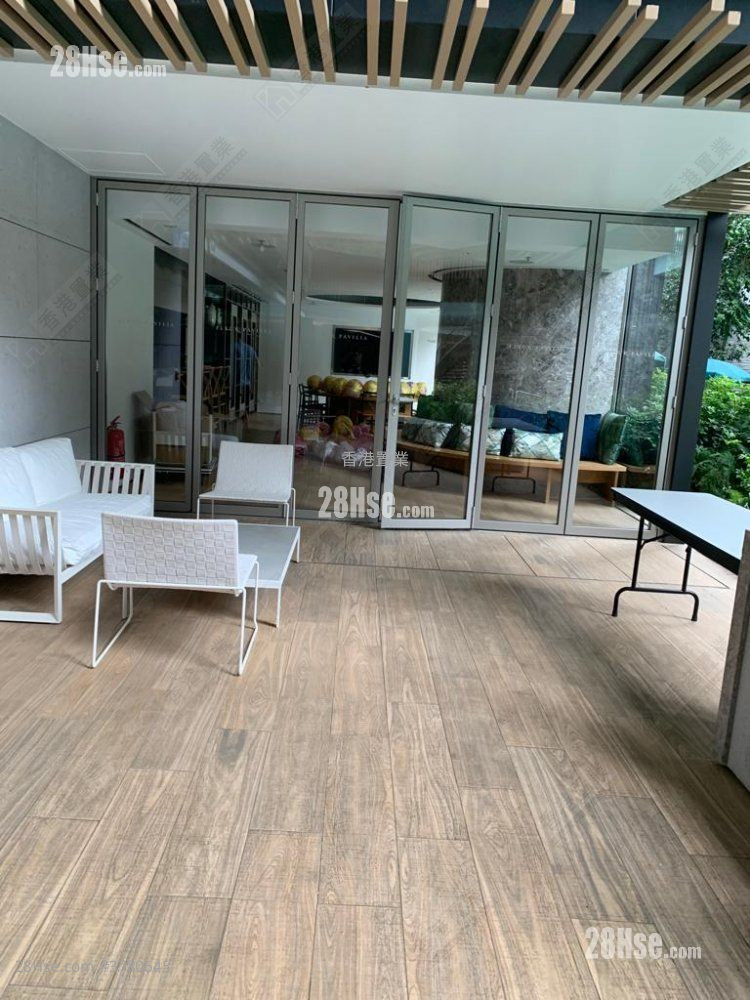 Fleur Pavilia Sell 3 Bedrooms , 3 Bathrooms 879 ft²