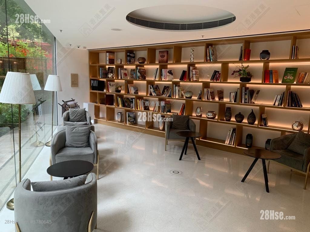 Fleur Pavilia Sell 3 Bedrooms , 3 Bathrooms 879 ft²