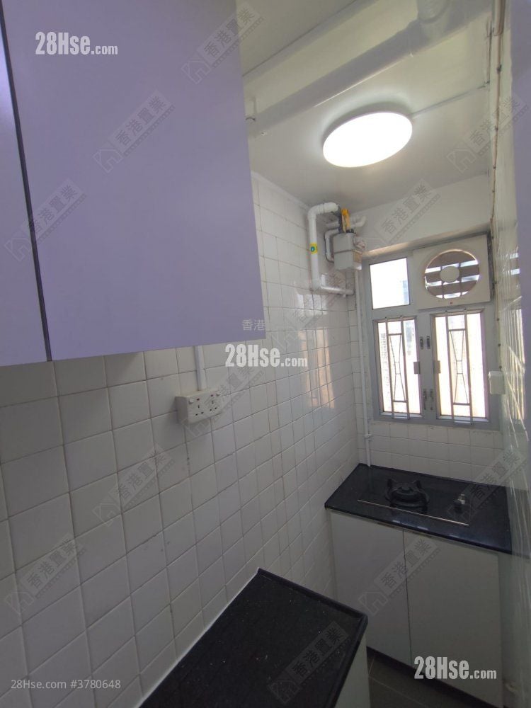 福满大厦 租盘 384 平方尺