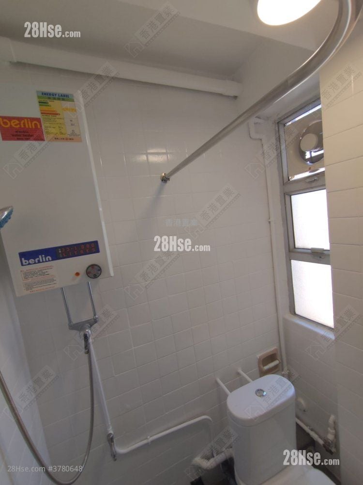 福满大厦 租盘 384 平方尺