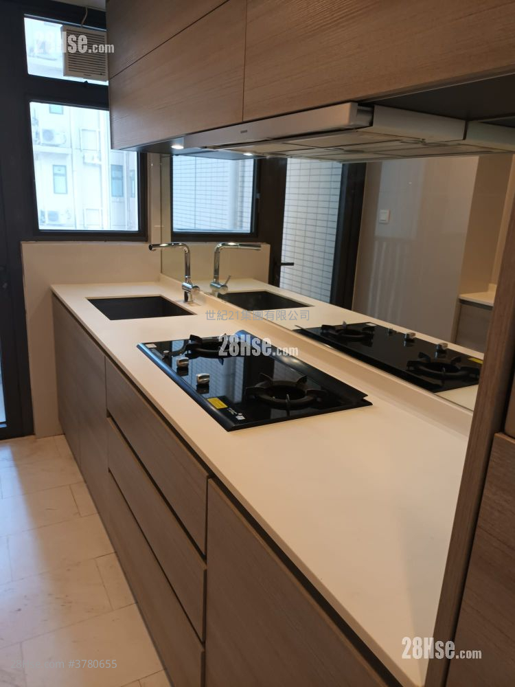 The Visionary Sell 2 Bedrooms , 1 Bathroom 703 ft²