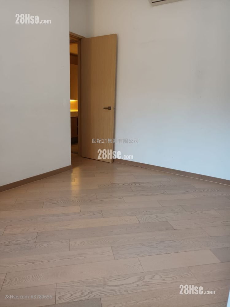 The Visionary Sell 2 Bedrooms , 1 Bathroom 703 ft²