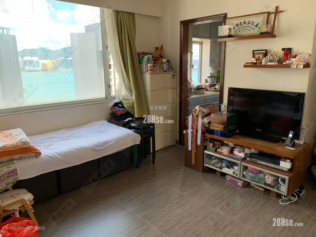 万宝大厦 售盘 2 房 , 3 浴室 685 平方尺