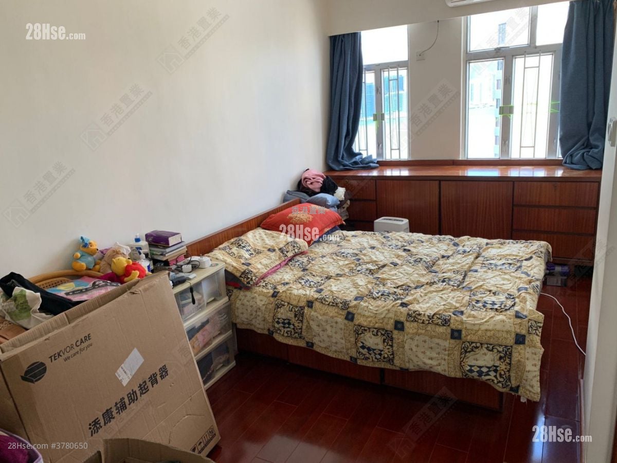 万宝大厦 售盘 2 房 , 3 浴室 685 平方尺