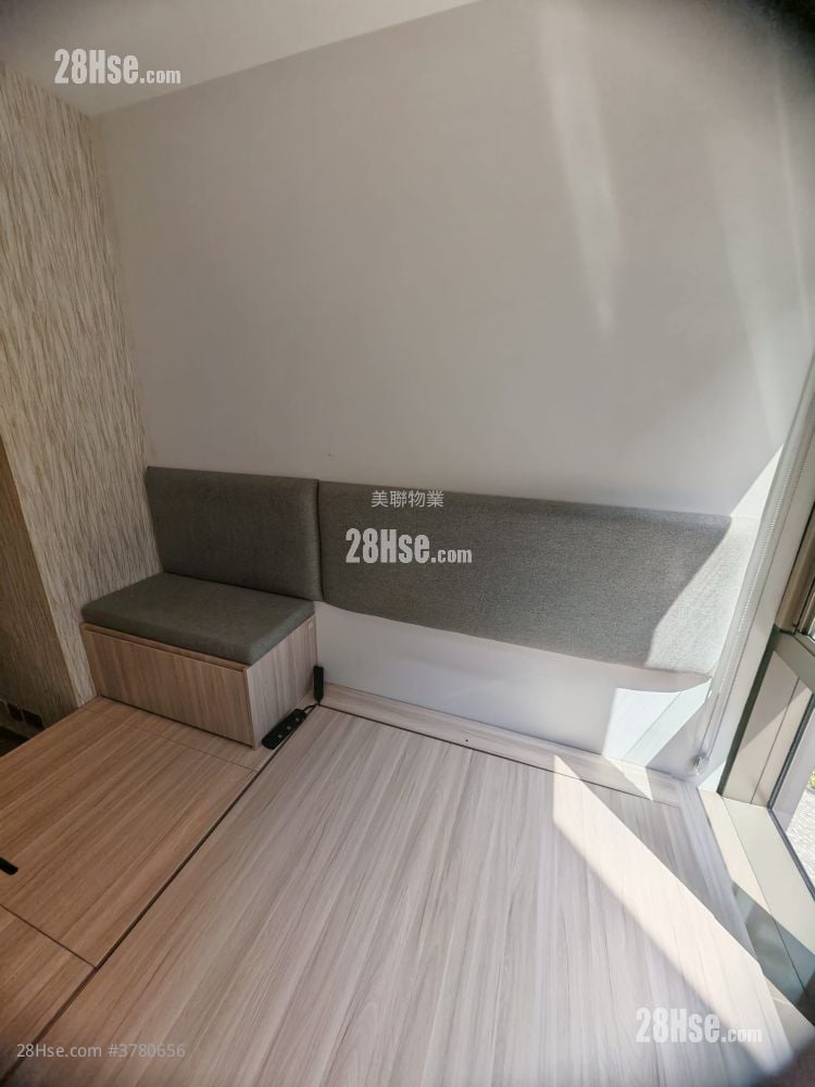 Centra Horizon Rental Studio , 1 Bathroom 251 ft²