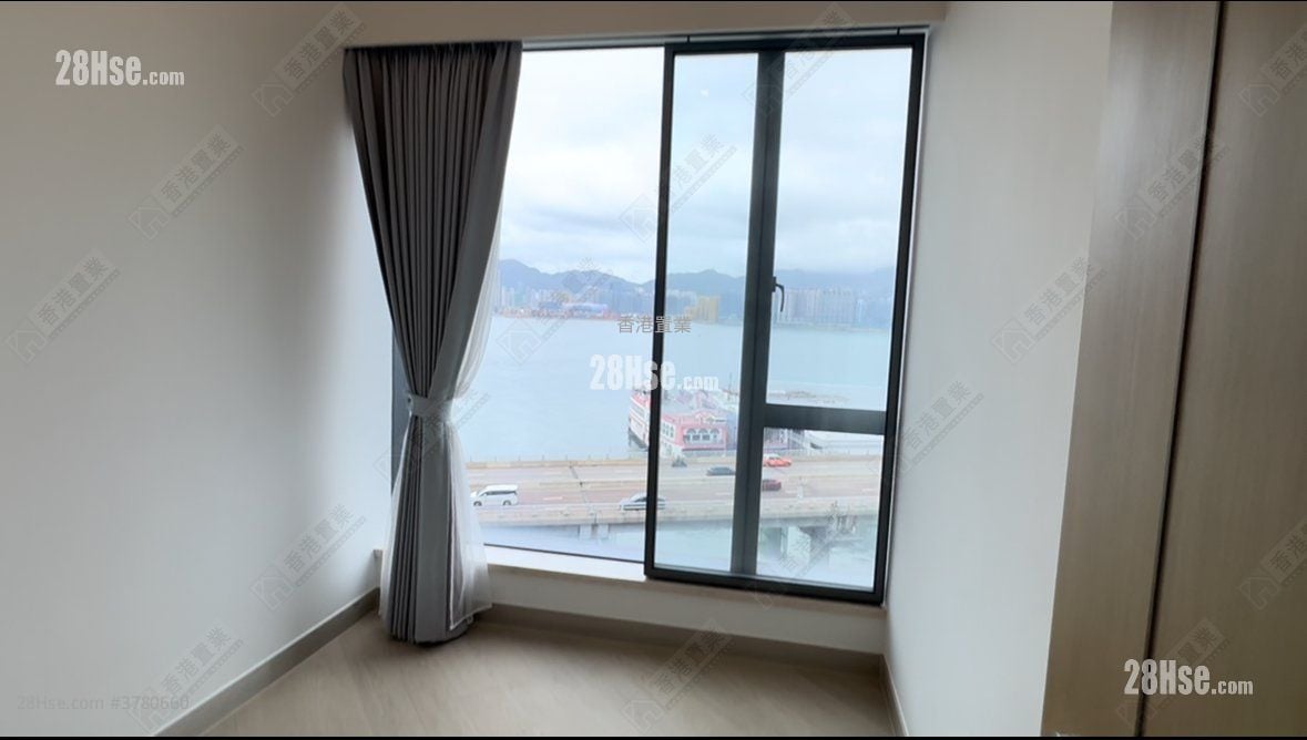 Victoria Harbour Rental 4 Bedrooms , 4 Bathrooms 1,438 ft²
