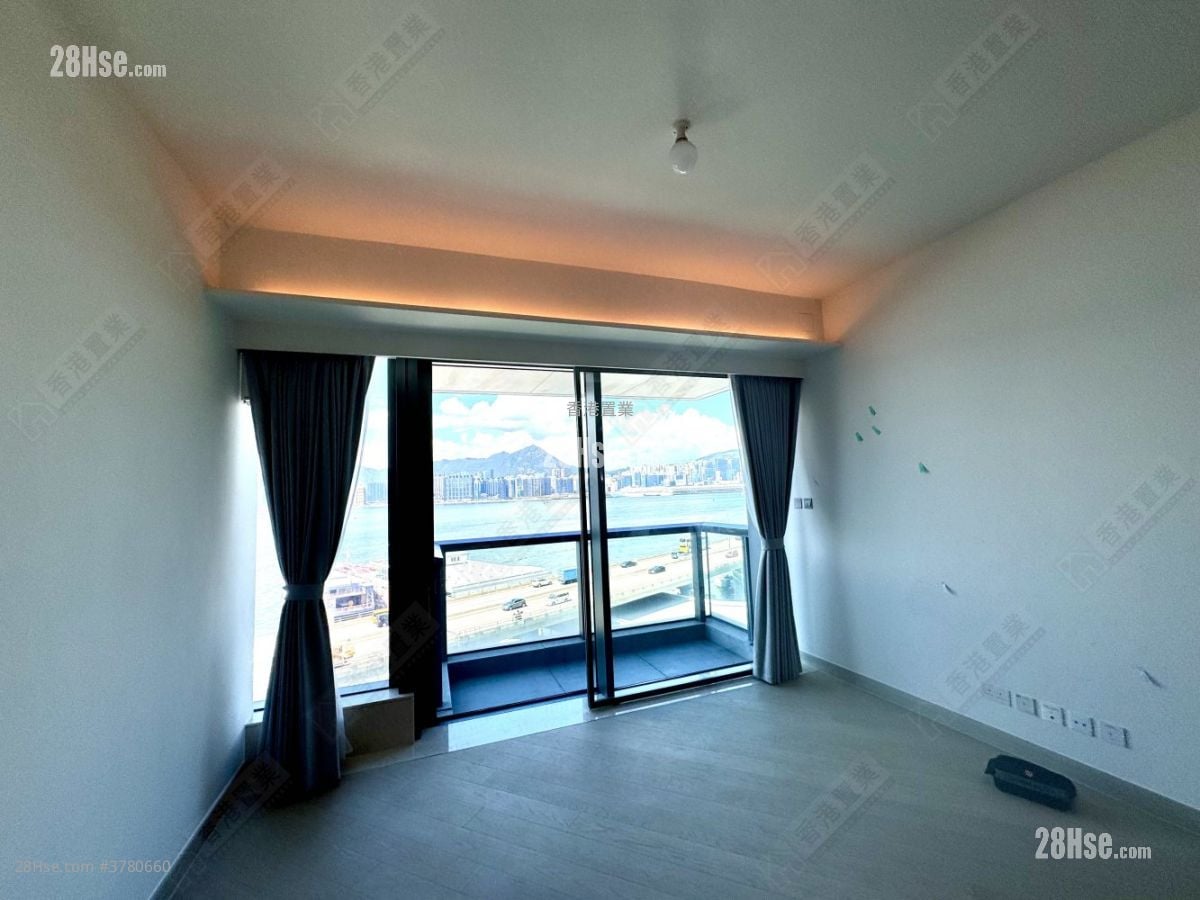 Victoria Harbour Rental 4 Bedrooms , 4 Bathrooms 1,438 ft²