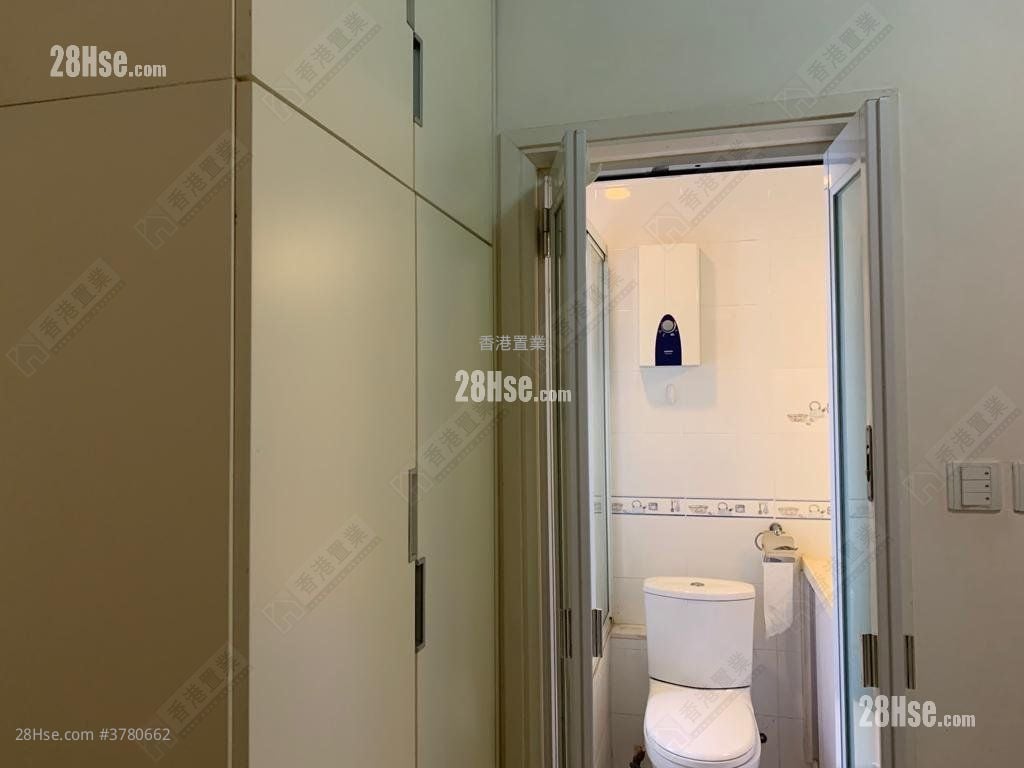 Jade Terrace Sell 3 Bedrooms , 2 Bathrooms 646 ft²