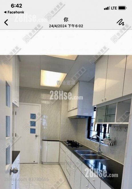 Beverly Hill Sell 4 Bedrooms , 3 Bathrooms 1,346 ft²